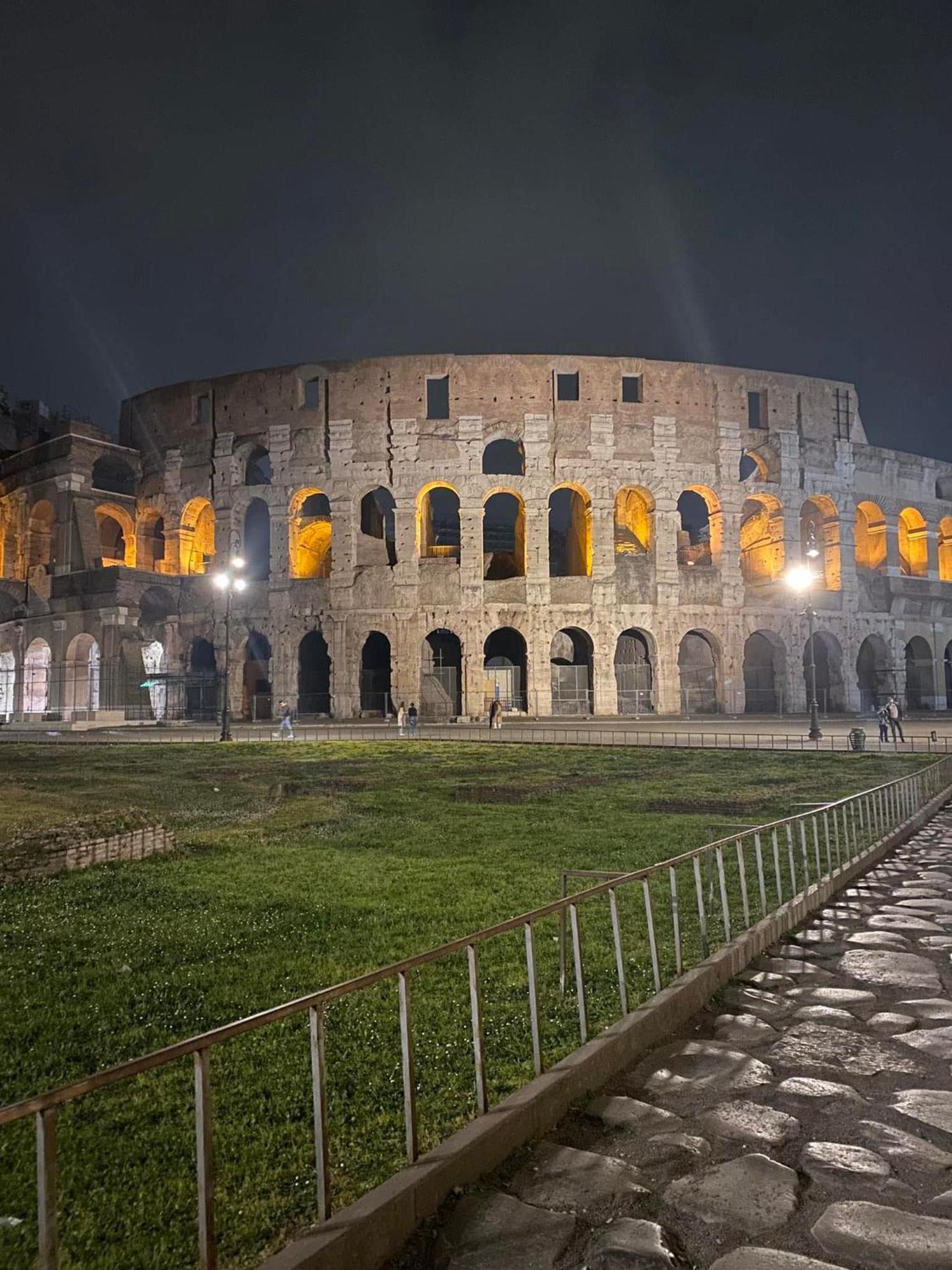 Colosseo Mon Amour Рим Экстерьер фото